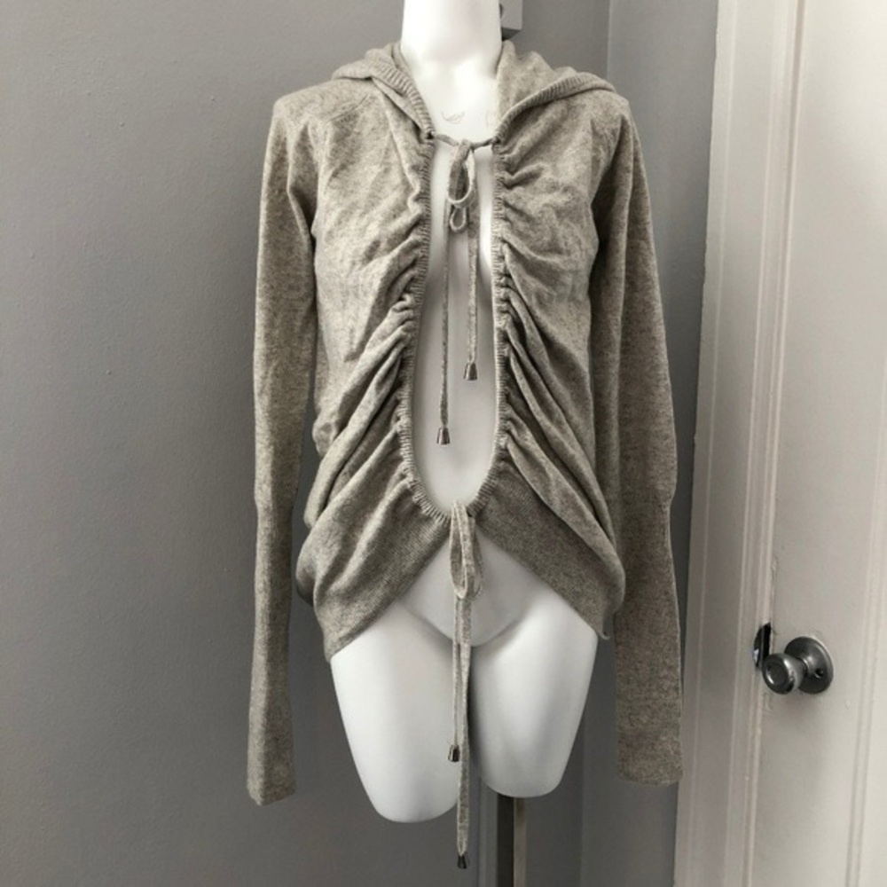 100% Cashmere Luxury brand Thomas Wylde Adjustable Sweater
